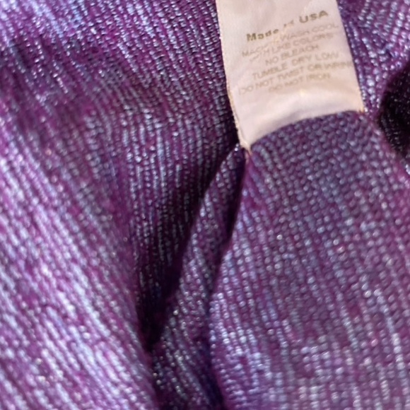 Michael Stars Knotted neckline sleeveless top in shimmer Purple - Picture 5 of 6